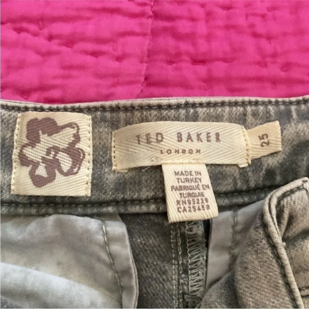 Ted Baker Chic High Waist Gray denim Women's Shorts, size 25
